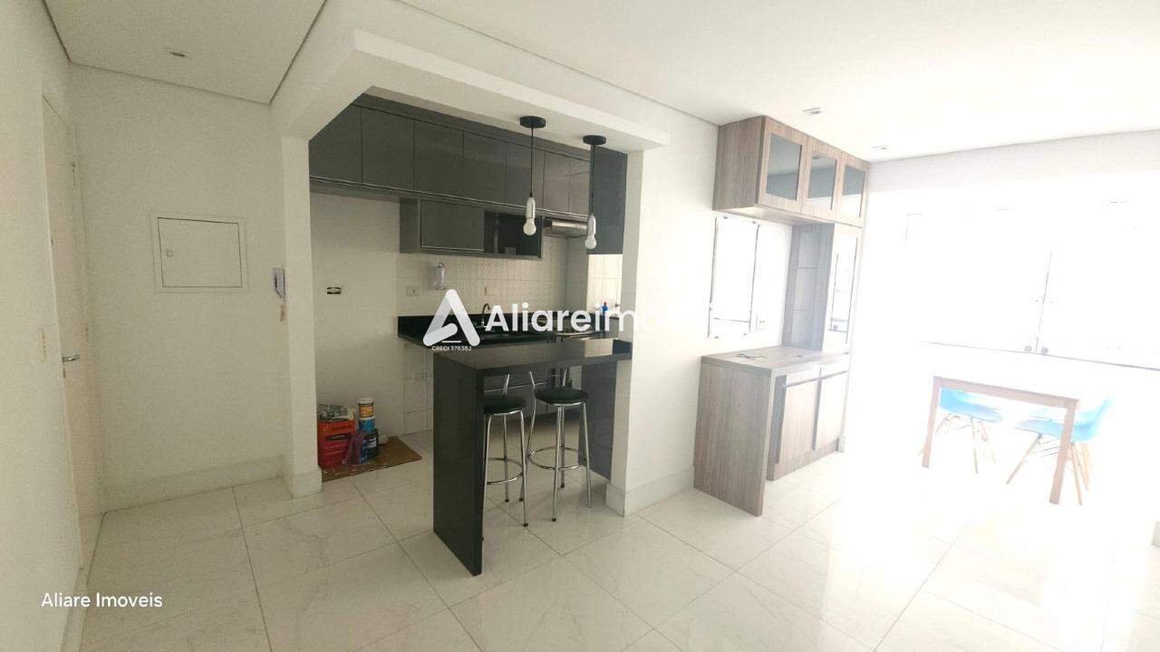 Apartamento para alugar com 2 quartos, 60m² - Foto 15