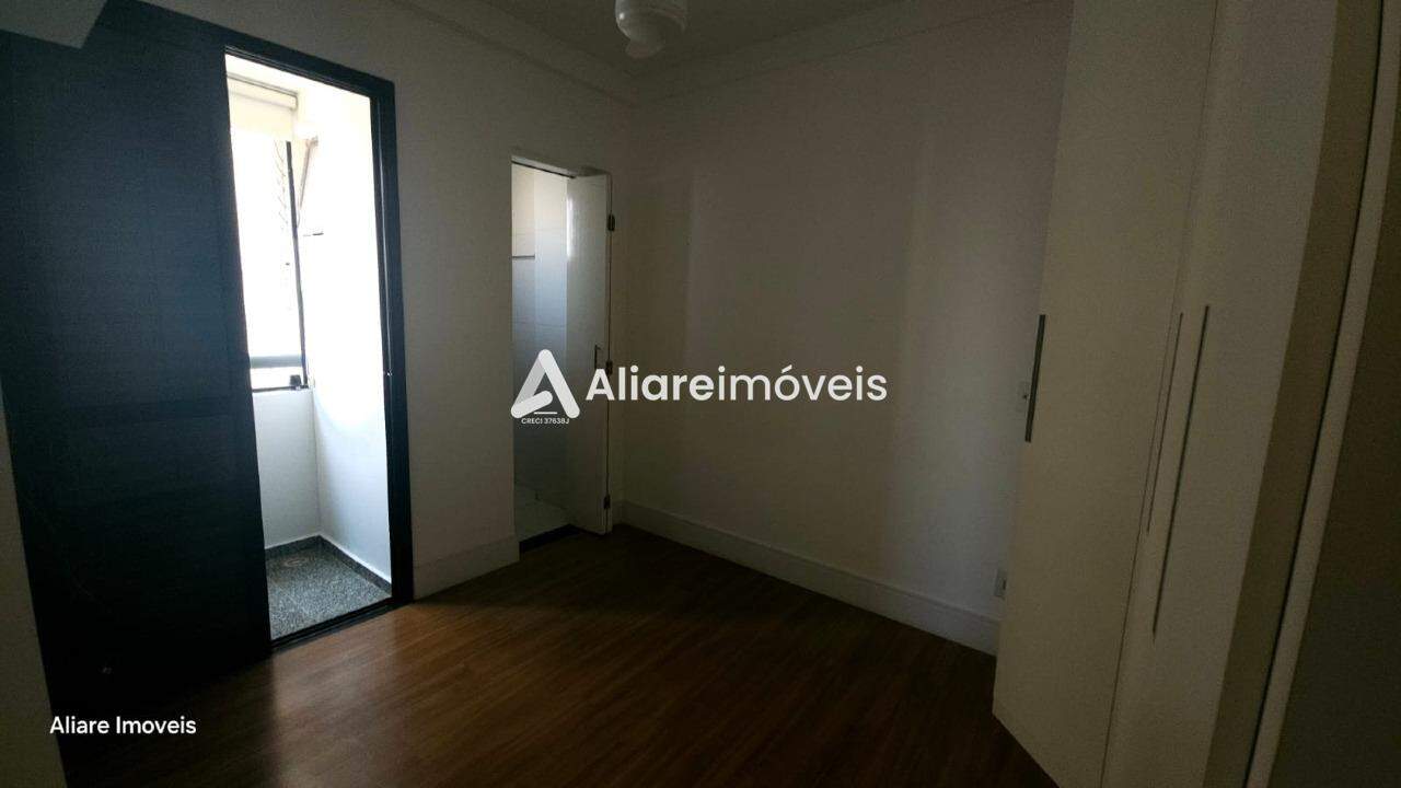 Apartamento para alugar com 2 quartos, 60m² - Foto 14