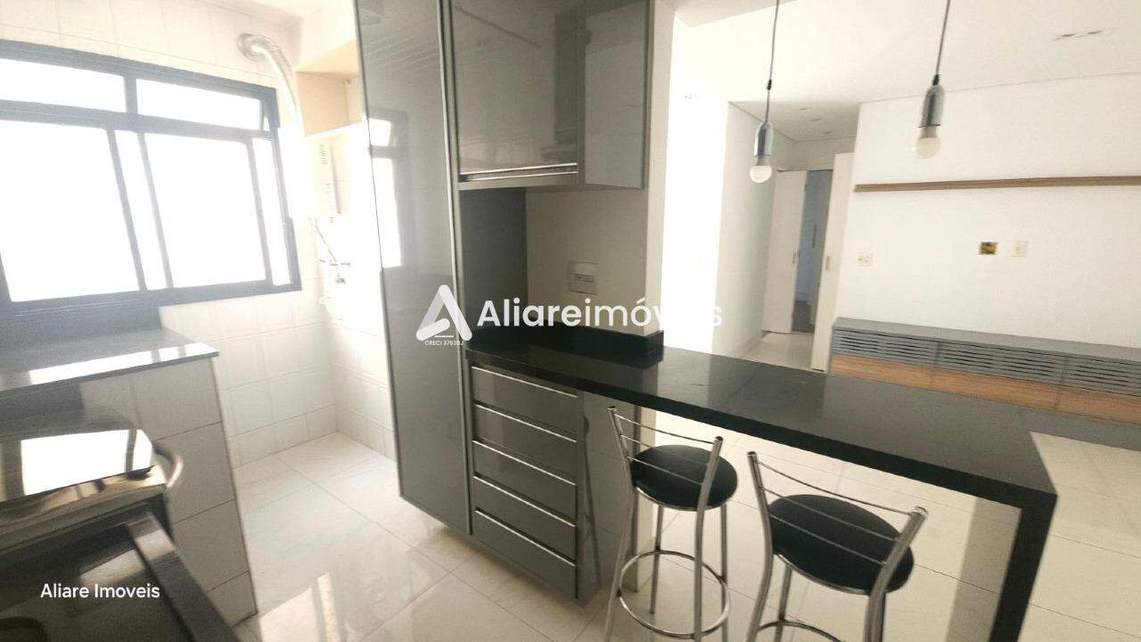 Apartamento para alugar com 2 quartos, 60m² - Foto 2