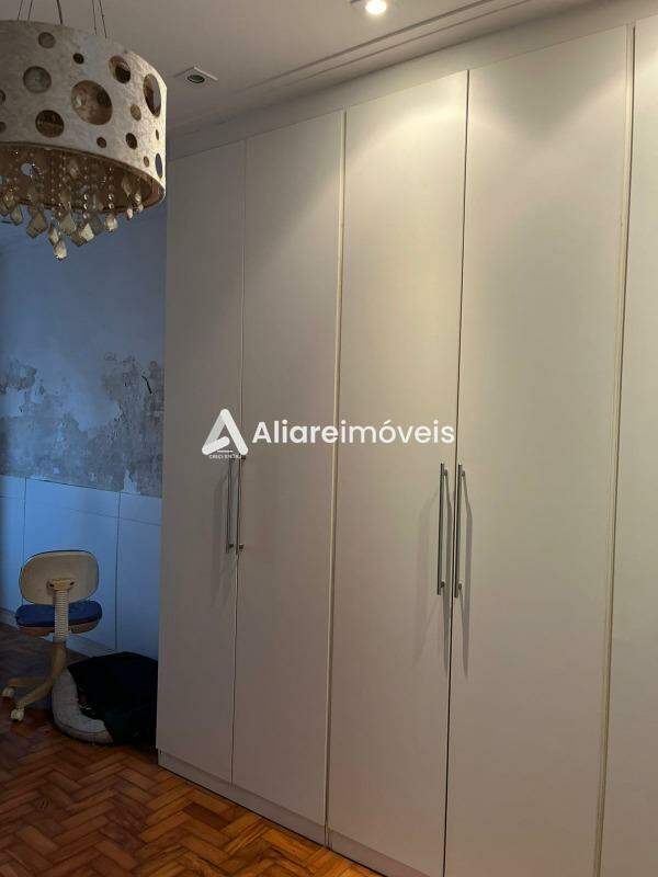 Apartamento à venda com 3 quartos, 135m² - Foto 13