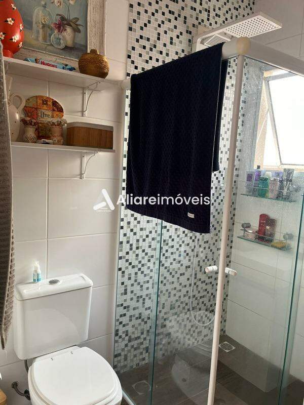 Apartamento à venda com 3 quartos, 135m² - Foto 17