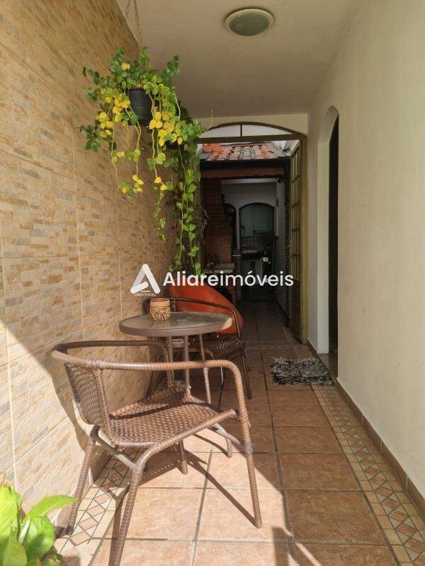 Casa à venda com 3 quartos, 150m² - Foto 7