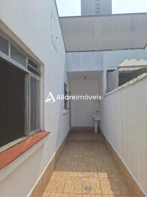 Apartamento para alugar com 2 quartos, 70m² - Foto 4