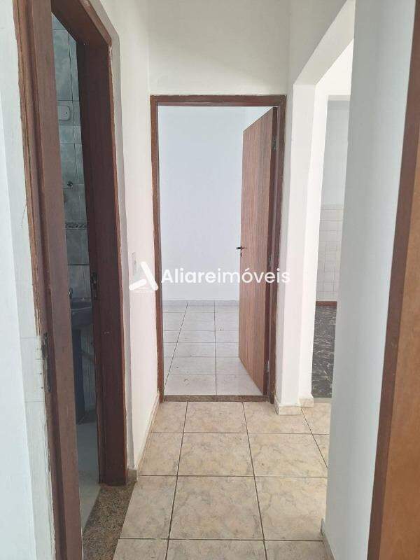 Apartamento para alugar com 2 quartos, 70m² - Foto 2