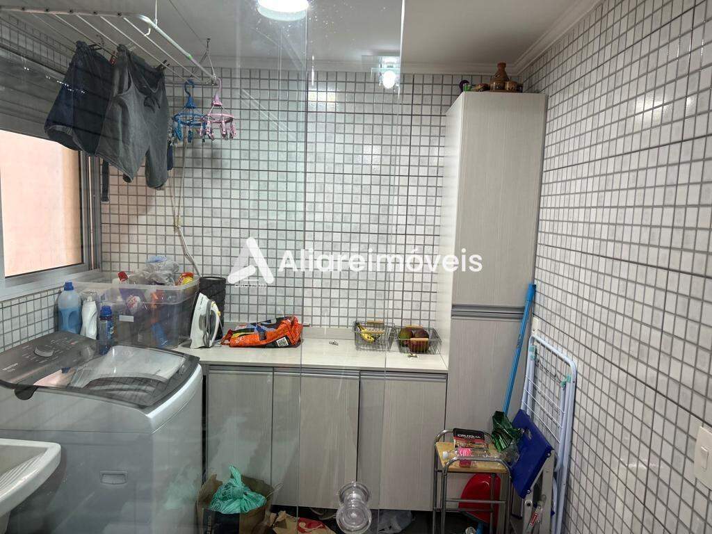 Apartamento à venda com 3 quartos, 85m² - Foto 15