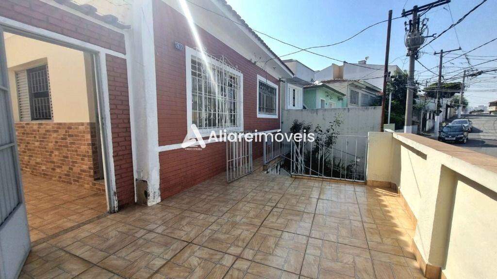 Casa à venda com 2 quartos, 200m² - Foto 3