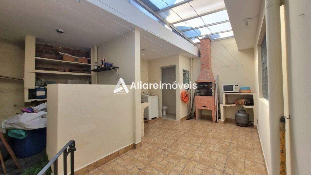 Casa à venda com 2 quartos, 200m² - Foto 13