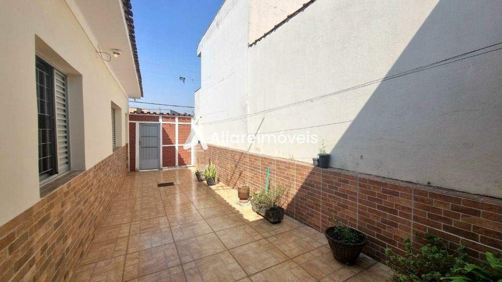 Casa à venda com 2 quartos, 200m² - Foto 18