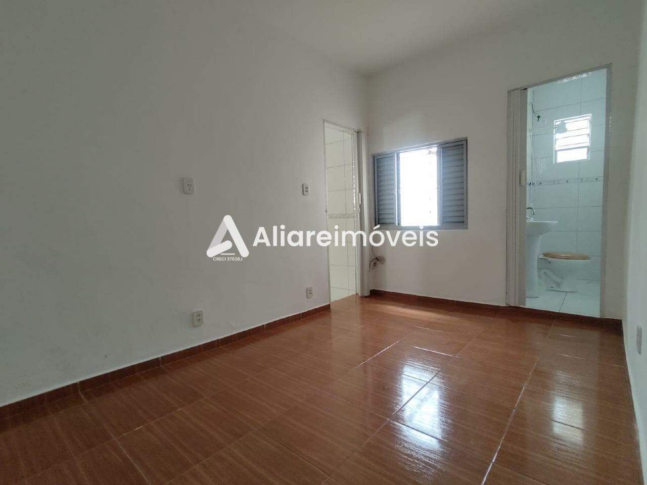 Casa à venda com 3 quartos, 111m² - Foto 14