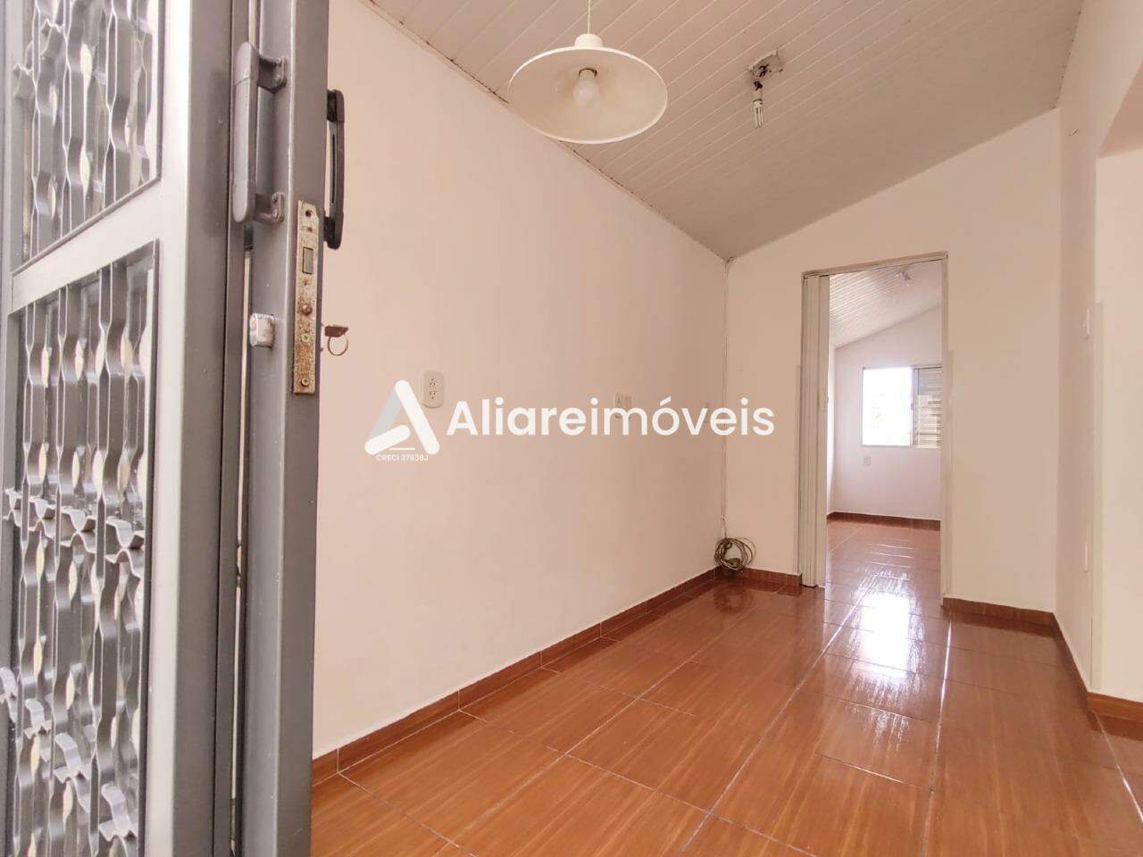 Casa à venda com 3 quartos, 111m² - Foto 3