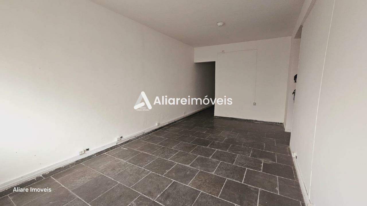 Apartamento para alugar com 2 quartos, 70m² - Foto 1