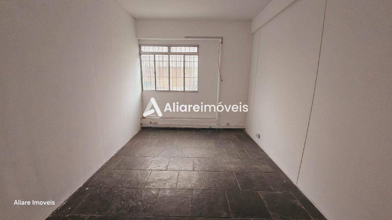 Apartamento para alugar com 2 quartos, 70m² - Foto 7