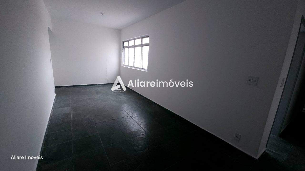 Apartamento para alugar com 2 quartos, 70m² - Foto 3