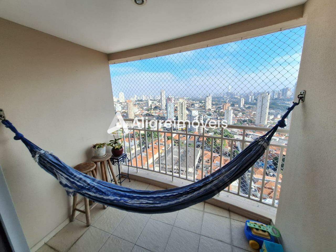 Apartamento à venda com 2 quartos, 62m² - Foto 2