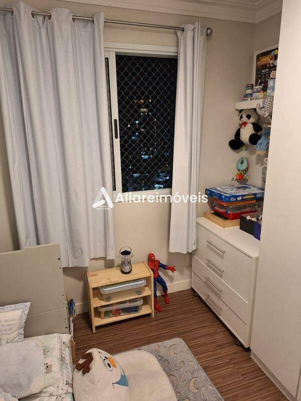 Apartamento à venda com 2 quartos, 62m² - Foto 11