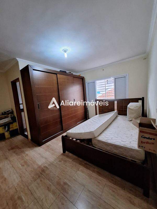 Casa à venda com 4 quartos, 255m² - Foto 16