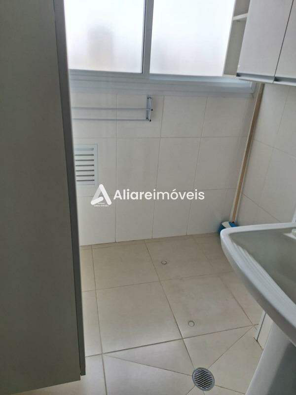 Apartamento para alugar com 2 quartos, 77m² - Foto 9