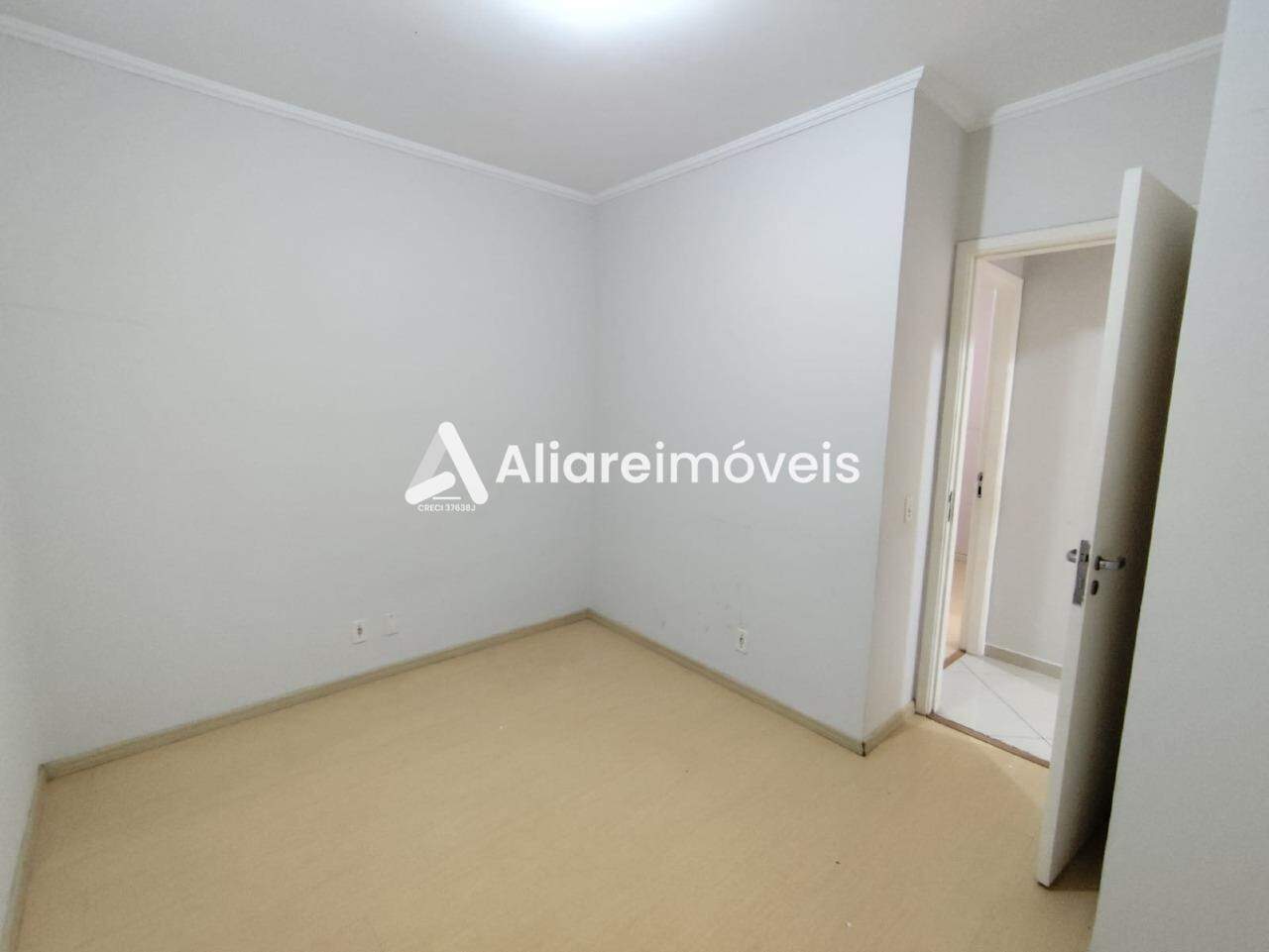 Apartamento à venda com 3 quartos, 75m² - Foto 11