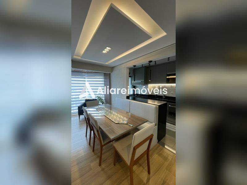 Apartamento à venda com 2 quartos, 79m² - Foto 8