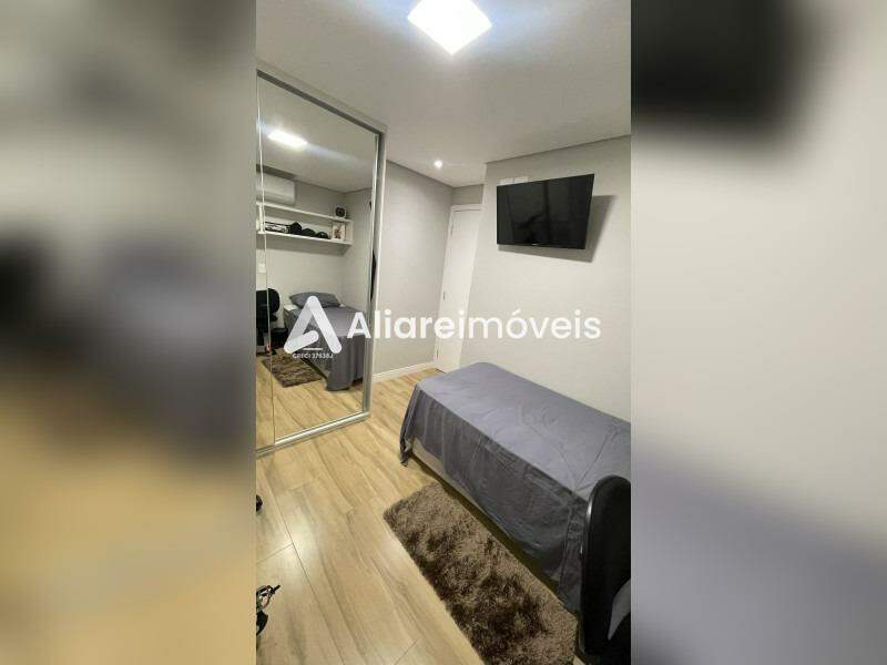 Apartamento à venda com 2 quartos, 79m² - Foto 21