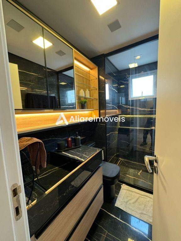 Cobertura à venda com 4 quartos, 230m² - Foto 12