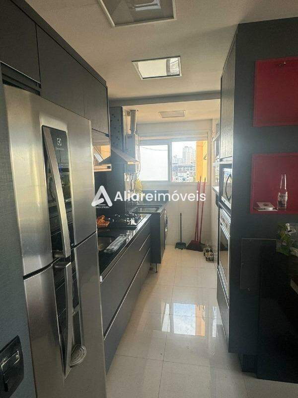 Apartamento à venda com 2 quartos, 64m² - Foto 6