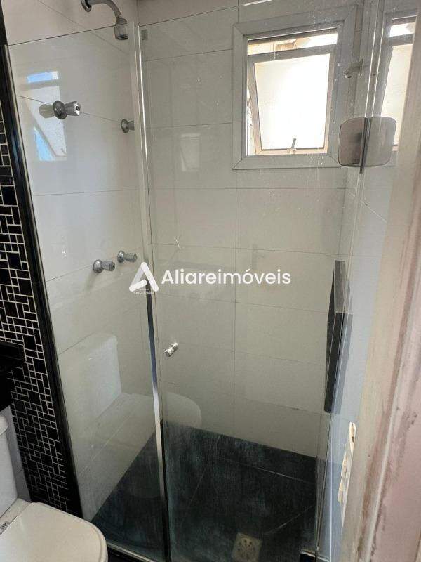 Apartamento à venda com 2 quartos, 64m² - Foto 11