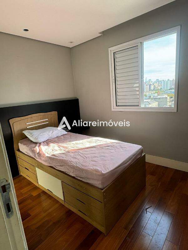 Apartamento à venda com 2 quartos, 64m² - Foto 17