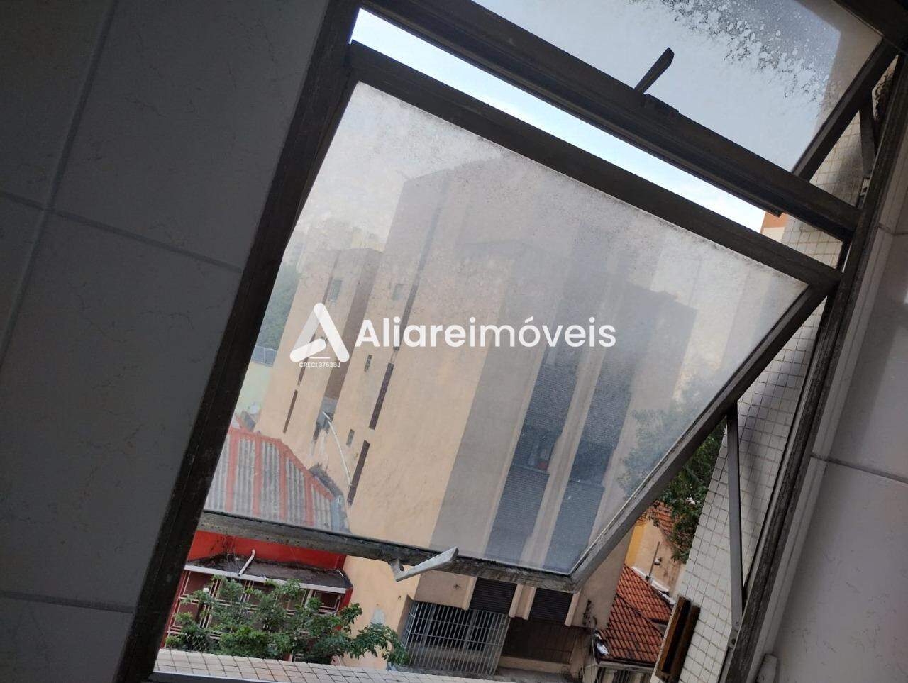 Apartamento para alugar com 1 quarto, 40m² - Foto 12