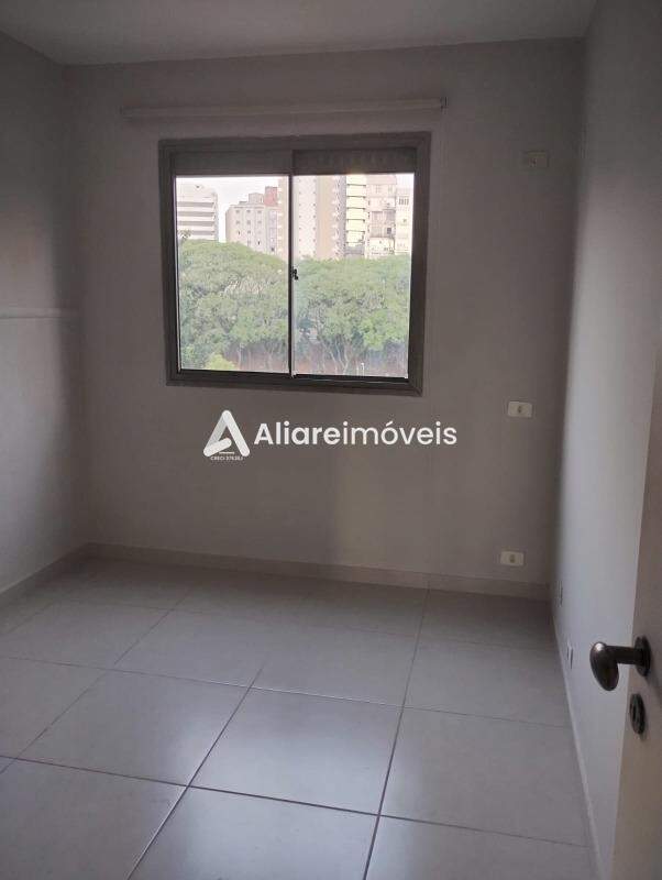 Apartamento para alugar com 1 quarto, 40m² - Foto 4