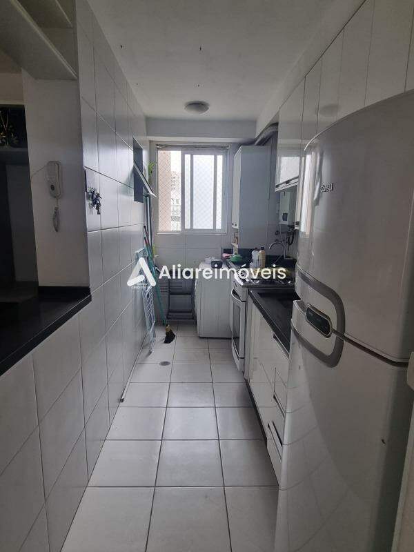 Apartamento à venda com 3 quartos, 61m² - Foto 16