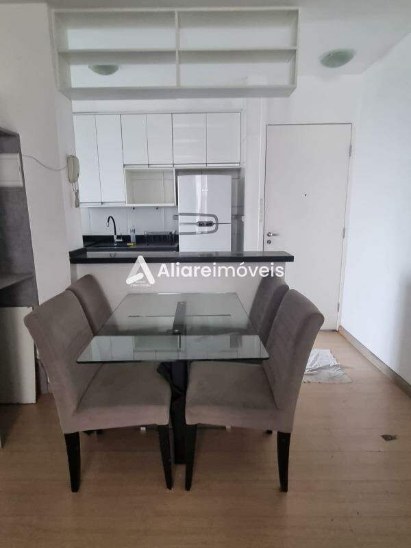 Apartamento à venda com 3 quartos, 61m² - Foto 15