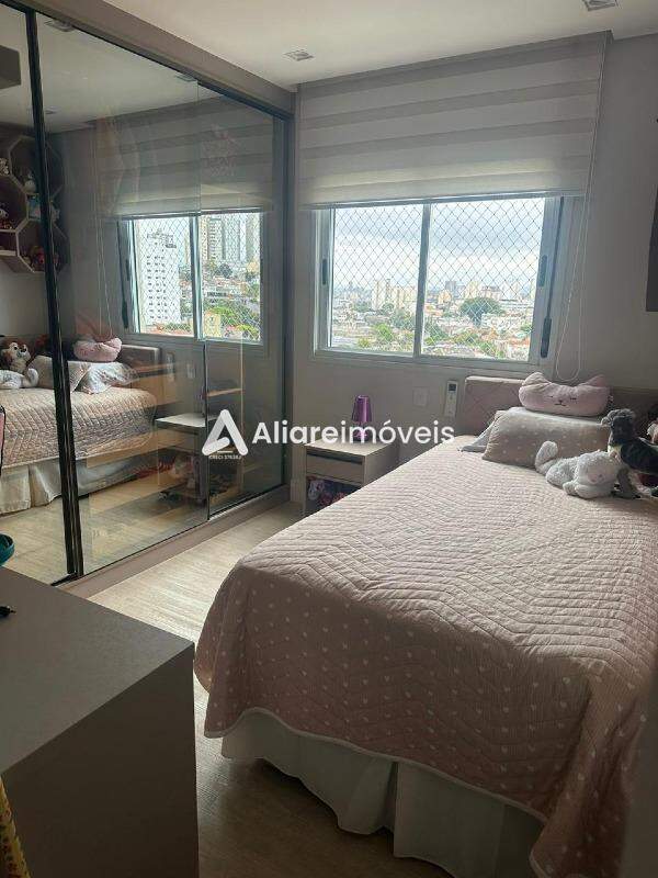 Apartamento para alugar com 3 quartos, 225m² - Foto 7