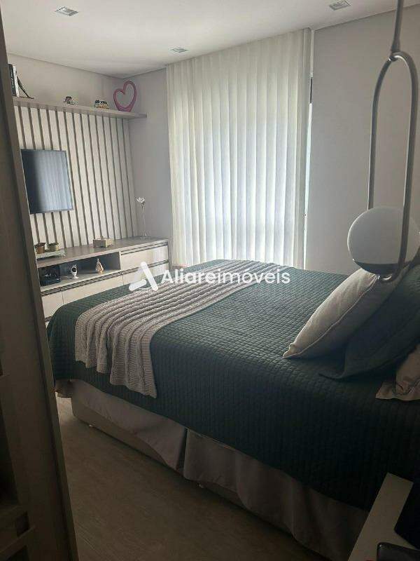 Apartamento para alugar com 3 quartos, 225m² - Foto 19