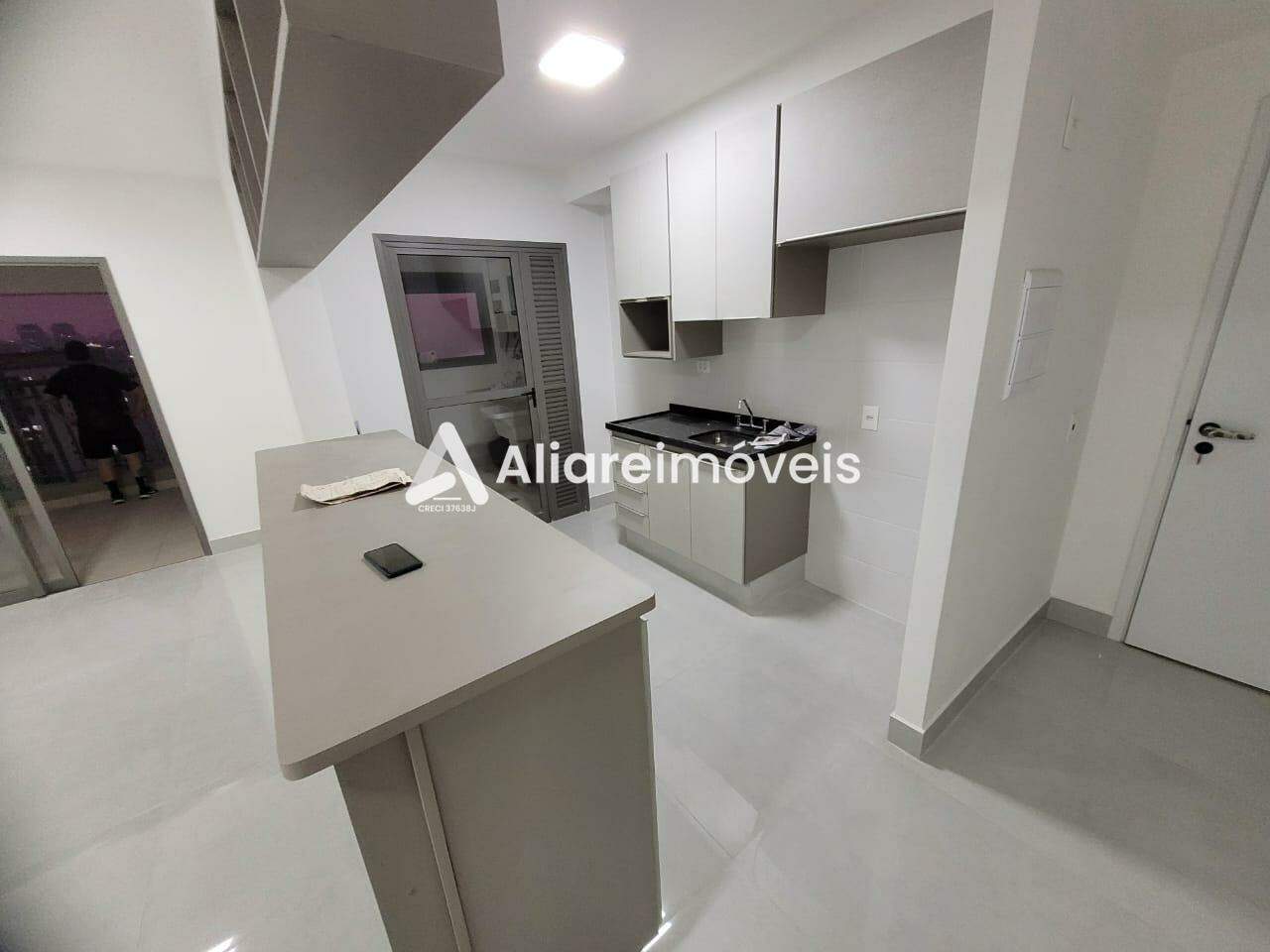 Apartamento à venda com 3 quartos, 95m² - Foto 7