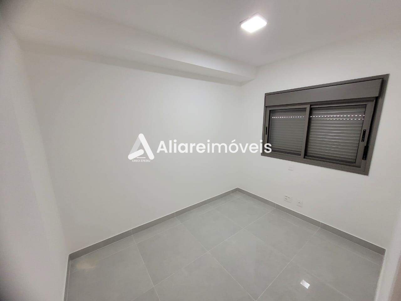 Apartamento à venda com 3 quartos, 95m² - Foto 19