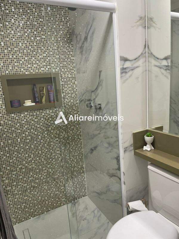 Apartamento à venda com 2 quartos, 62m² - Foto 5