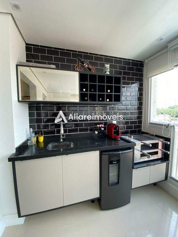 Apartamento à venda com 2 quartos, 62m² - Foto 21