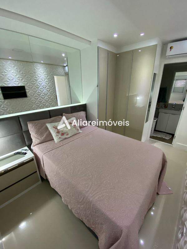 Apartamento à venda com 2 quartos, 62m² - Foto 10