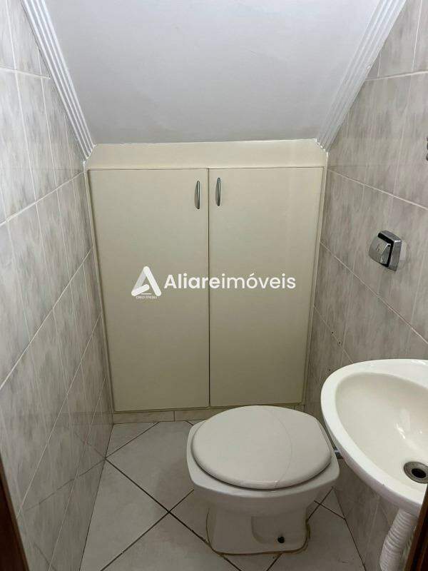 Casa para alugar com 2 quartos, 70m² - Foto 4