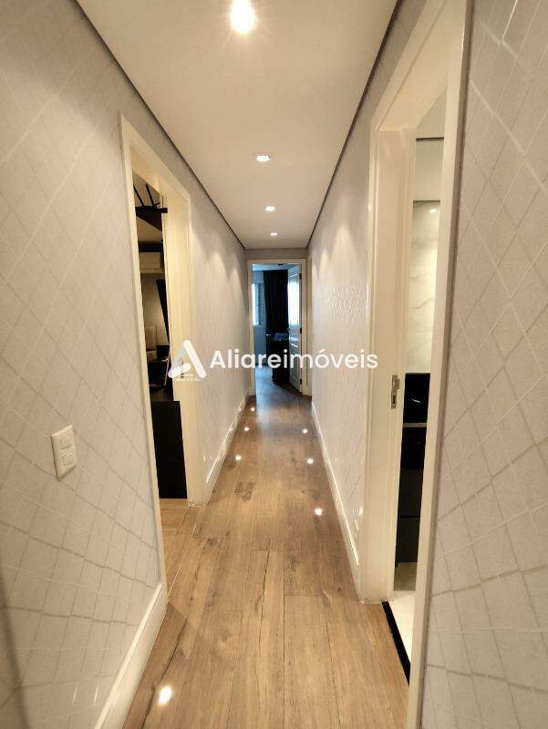 Apartamento à venda com 3 quartos, 240m² - Foto 26