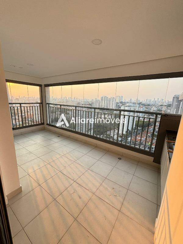 Apartamento para alugar com 2 quartos, 77m² - Foto 4