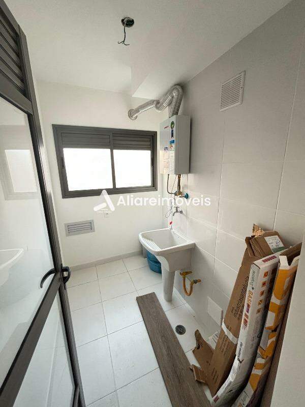 Apartamento para alugar com 2 quartos, 77m² - Foto 30