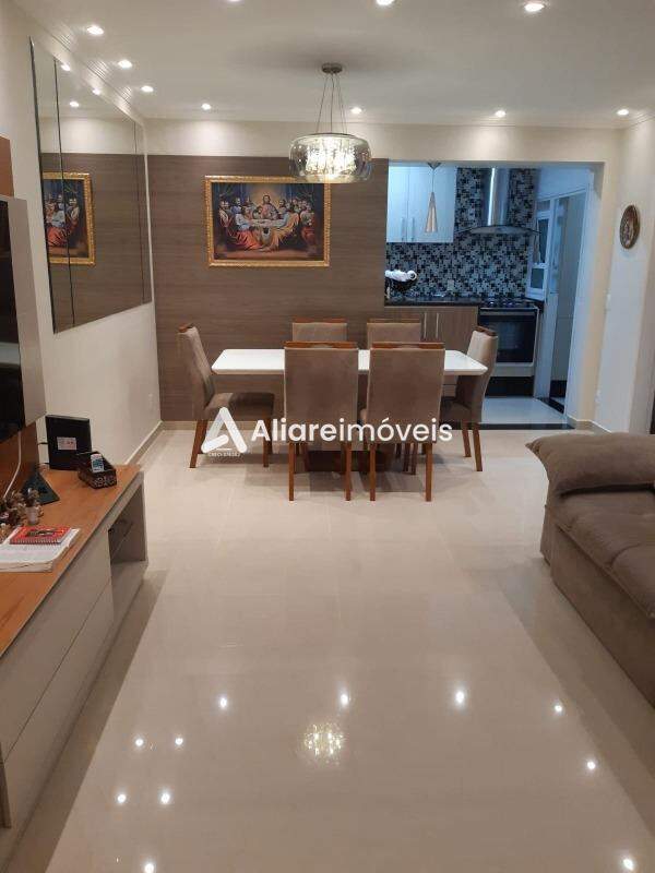 Apartamento à venda com 3 quartos, 107m² - Foto 7