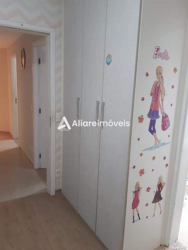 Apartamento à venda com 3 quartos, 107m² - Foto 17