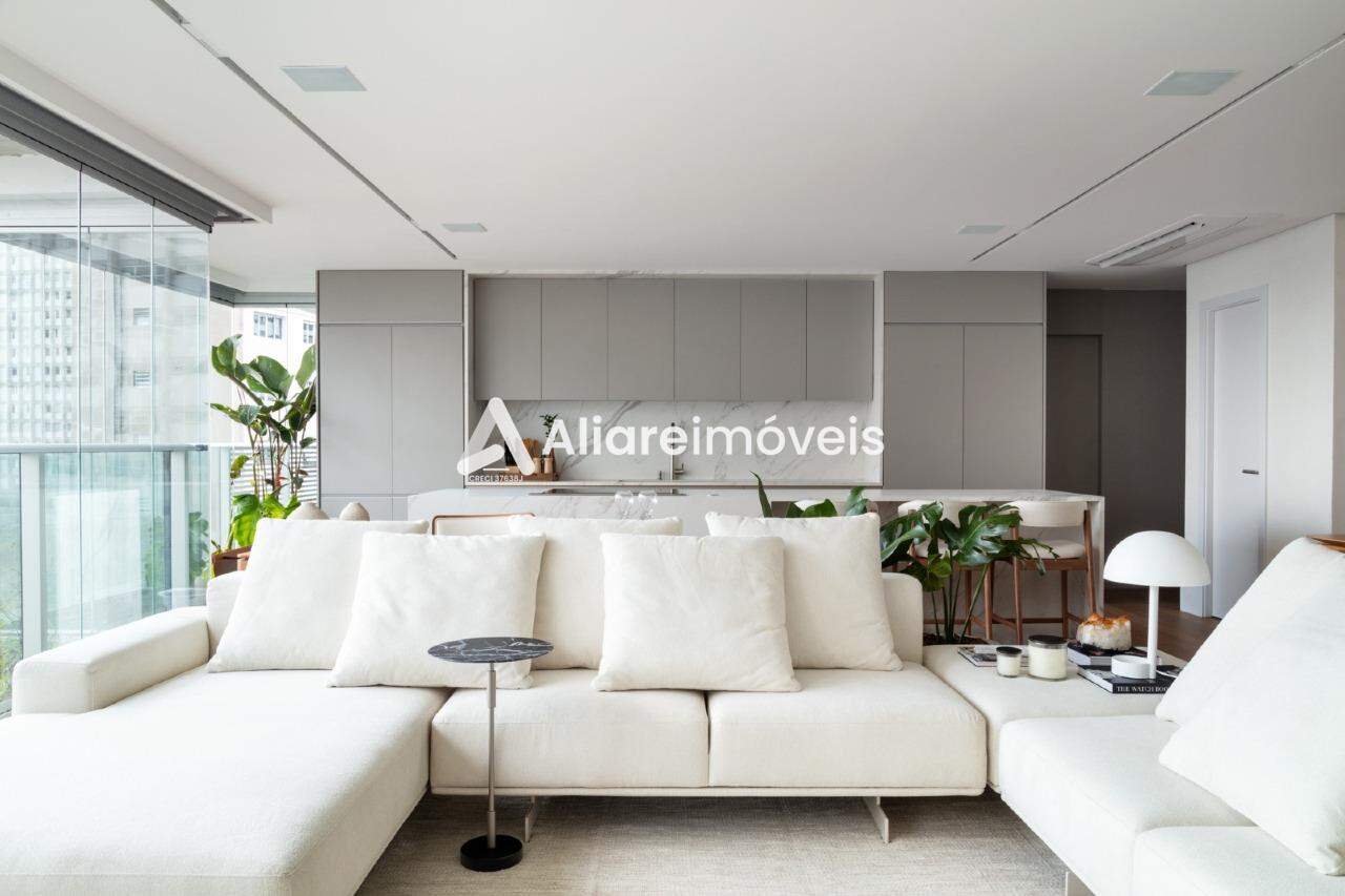 Apartamento à venda com 3 quartos, 175m² - Foto 1