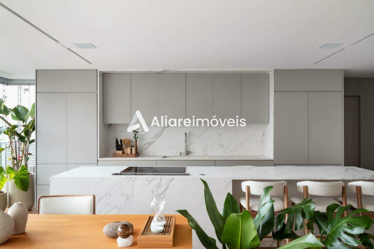 Apartamento à venda com 3 quartos, 175m² - Foto 18