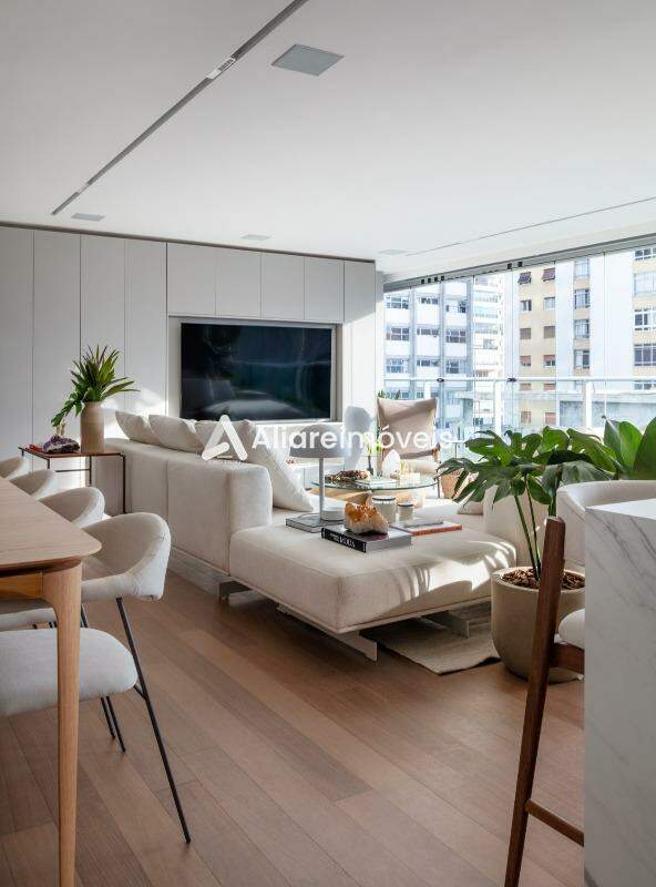 Apartamento à venda com 3 quartos, 175m² - Foto 5