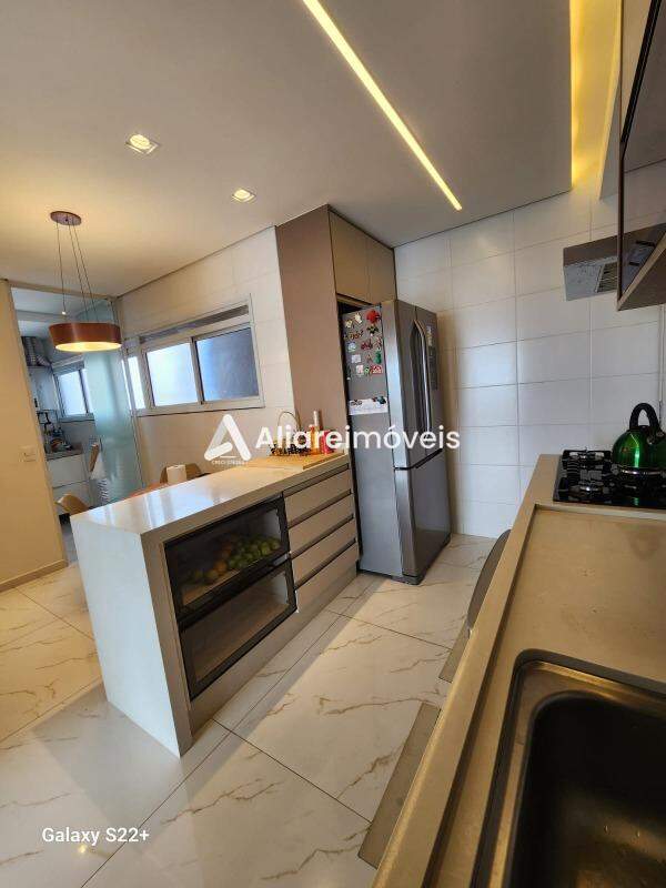 Apartamento à venda com 3 quartos, 134m² - Foto 14