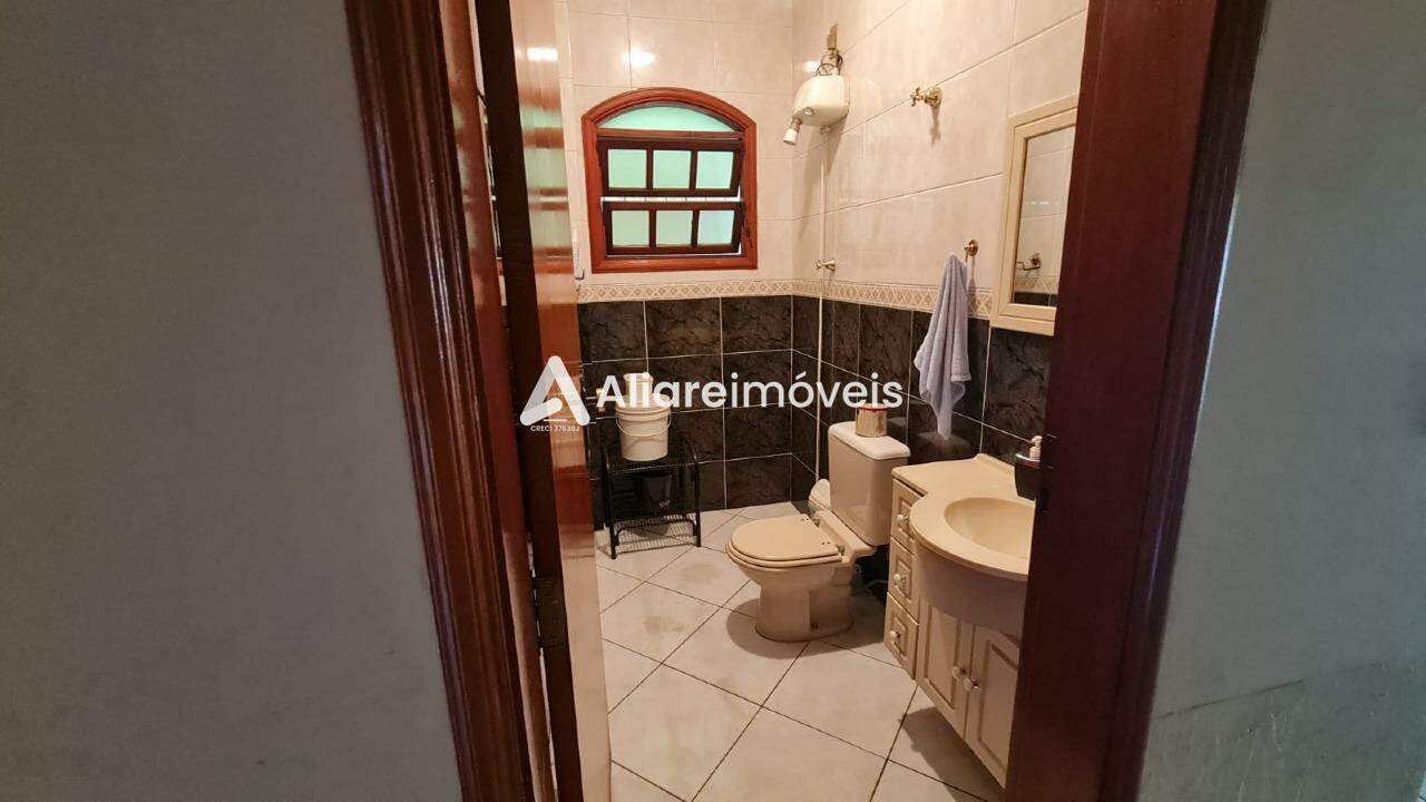 Casa à venda com 4 quartos, 300m² - Foto 27